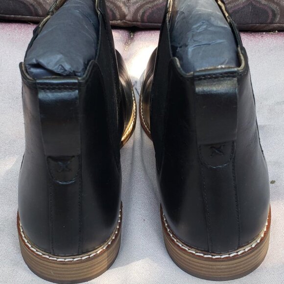New in Box Men's Thomas & Vine Corbin Chelsea Boot - Picture 5 of 8